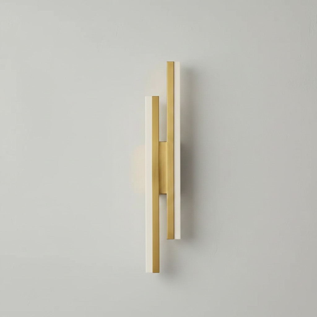 Lampe Design Murale Doré — photo produit fond gris